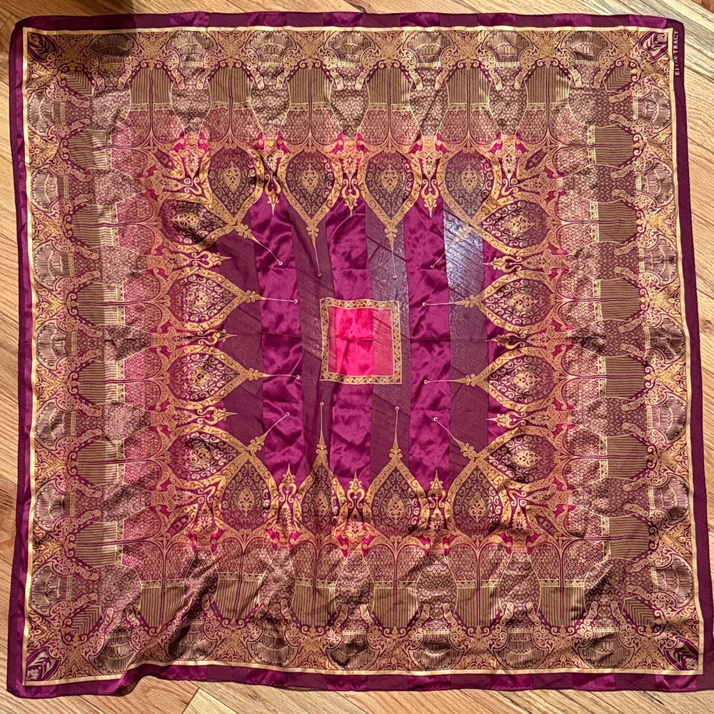 Ellen Tracy Burgundy and Gold Patterned Scarf